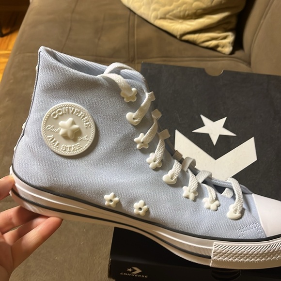 NIB Converse All Star Sneakers With Star Gems In Light Blue - Picture 6 of 7